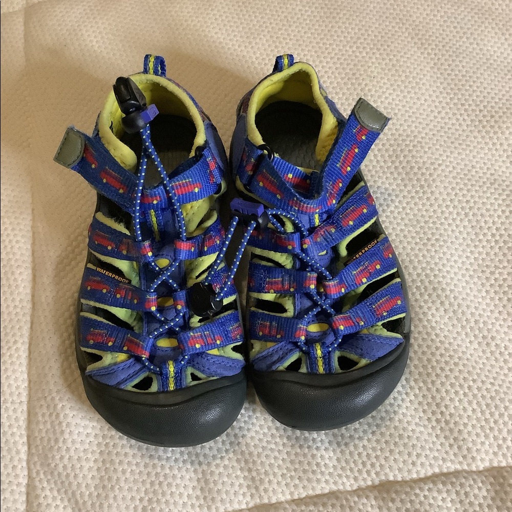 Boys keen like new